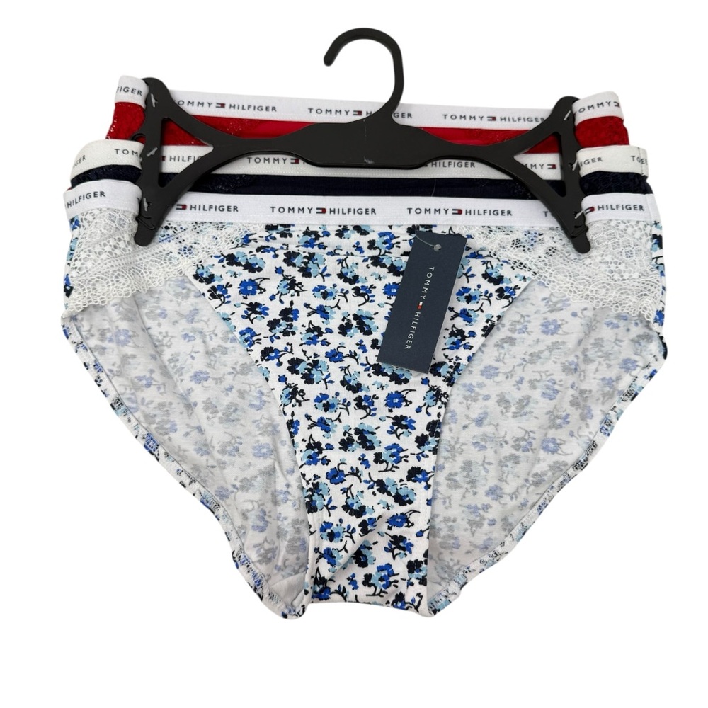 Tommy Hilfiger Women’s Size Small 3 pair Mix Logo Bikini Underwear NWT